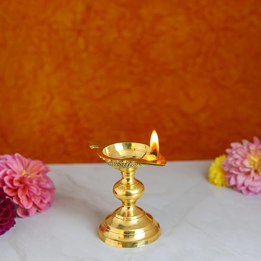 Brass Diya Aarti | 9x11 cm, 240 gm | Traditional Pooja Oil Lamp for Mandir & Festivals | Handcrafted Aarti Deepam with Sturdy Base | Decorative Spiritual Home & Temple Accessory