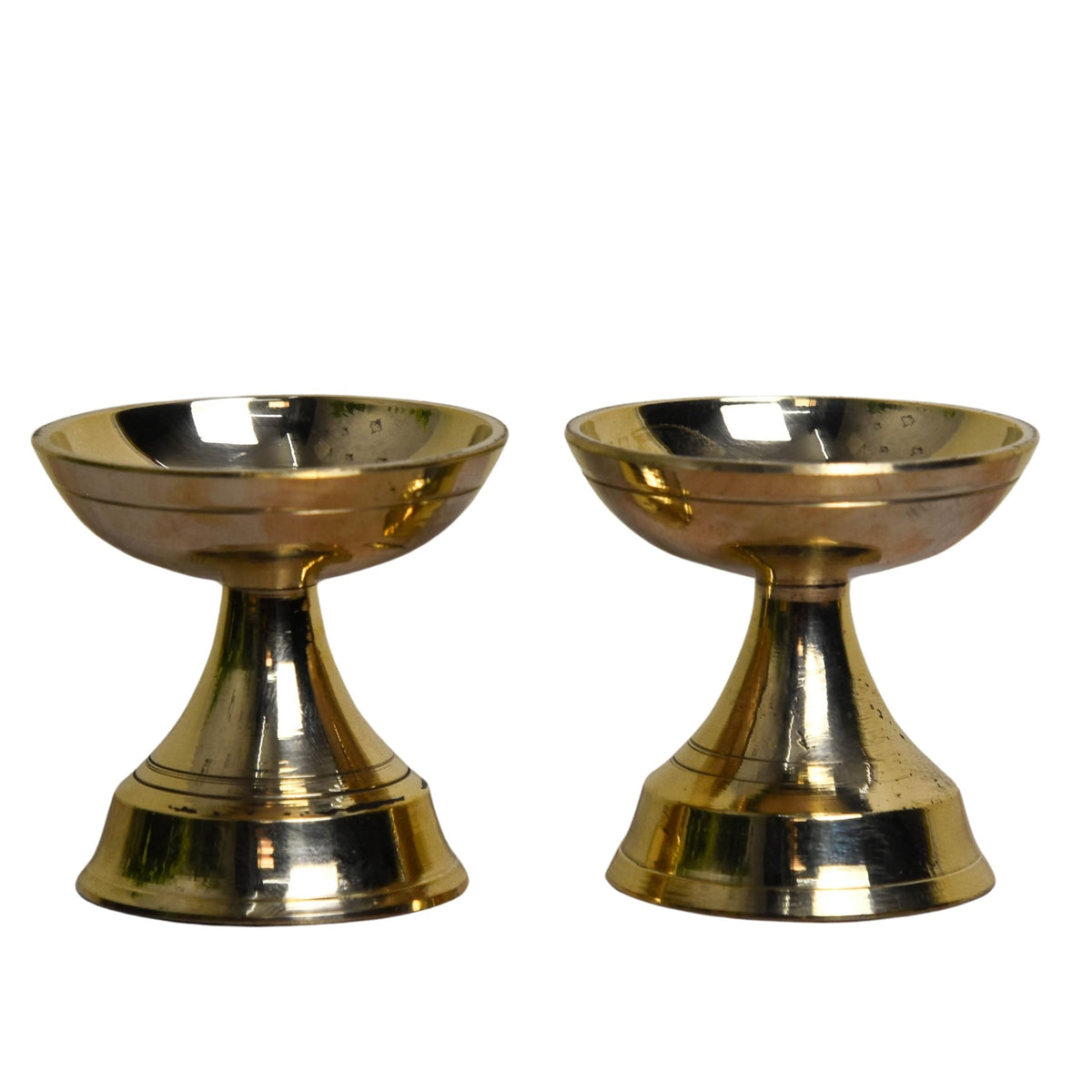 Brass Neeranjan Diya | 2 Inches | 160 gm