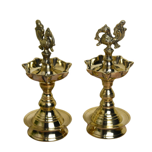 Pure Brass Udupi Diya with 7 Wicks – Murga Design, 4 Inches, Pack of 1 Pair