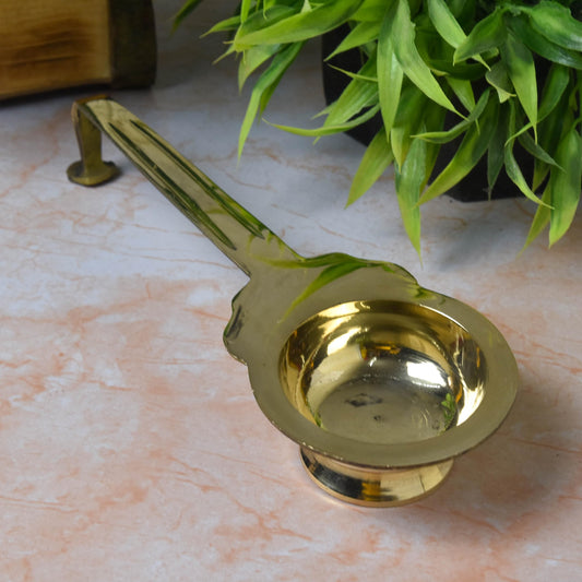 Pure Brass Ledle Aarti (173 Grams, Pack of 1 Piece)