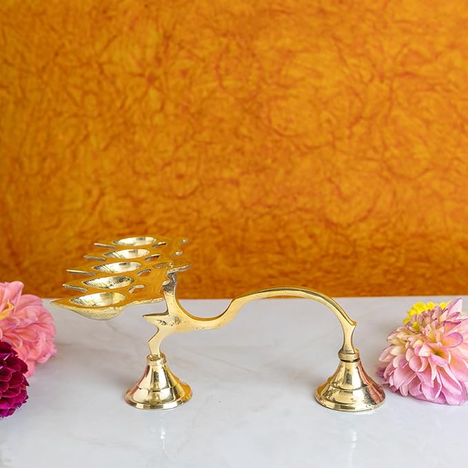 Big 5 Wicks JJ Aarthi Brass Oil Lamp | 18x10 cm, 330 gm Traditional Handcrafted Pooja Deepam for Mandir & Festivals | Decorative Spiritual Home & Temple Accessor