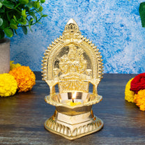 Rajarajeshwari Kamakshi Brass Diya for Pooja | 6 Inch, 450g