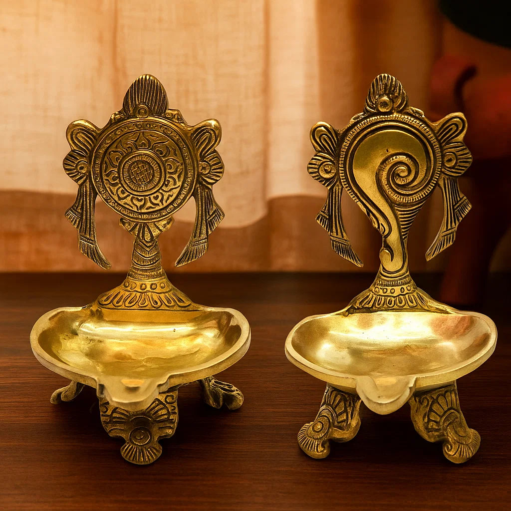 Pure Brass shanku Chakra Table Diya for Pooja