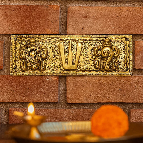 Bhimonee Decor by Modern Gift Centre Pure Brass shanku Chakra Hanging Wallplate 7.75 X 2.5 inches, 500gm Weight